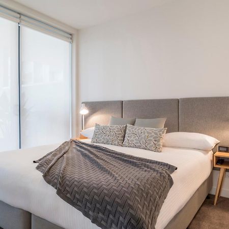 Caroline Serviced Apartments Сандрингъм Стая снимка