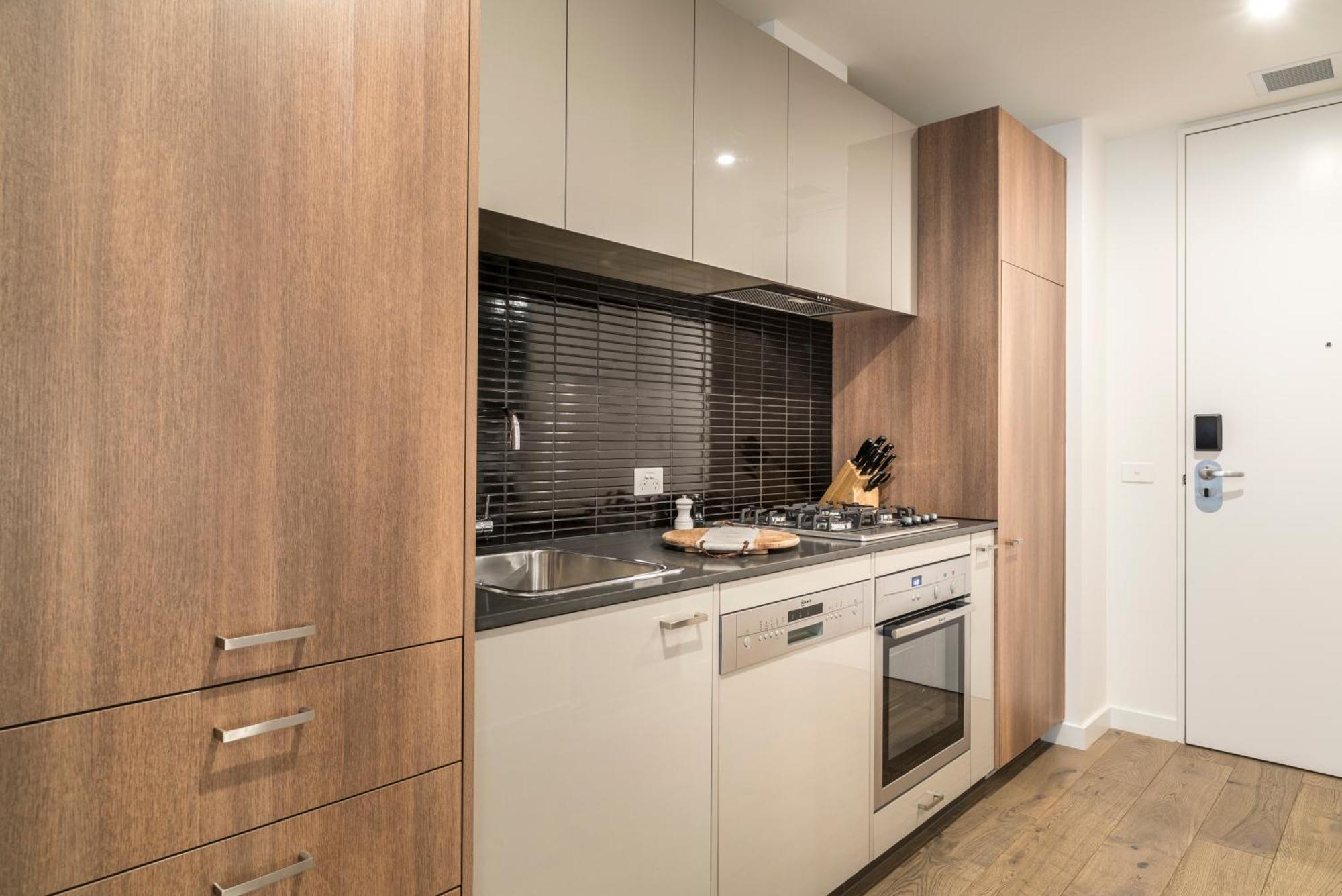 Caroline Serviced Apartments Сандрингъм Стая снимка