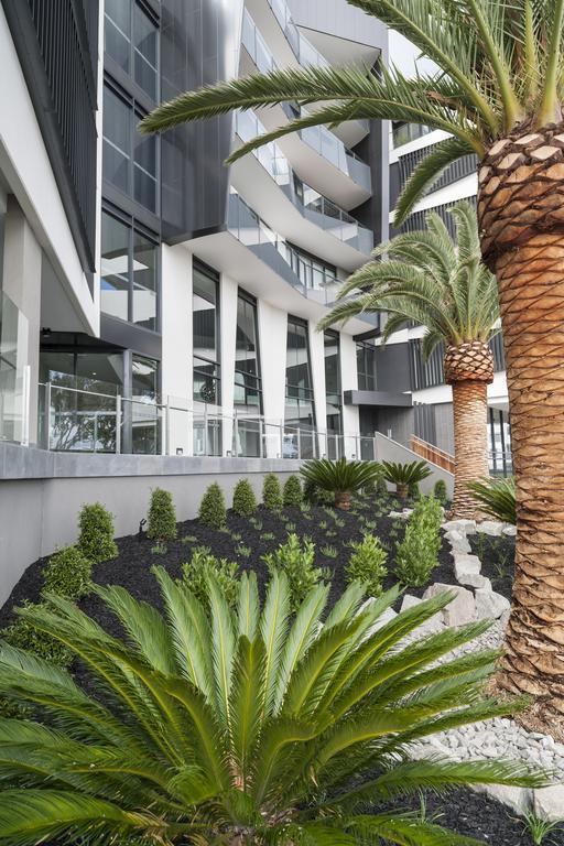 Caroline Serviced Apartments Сандрингъм Екстериор снимка