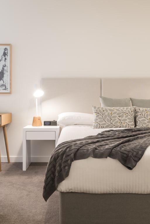 Caroline Serviced Apartments Сандрингъм Екстериор снимка